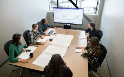 Learn the value of leadership and mentorship with Horizon Retail Construction
